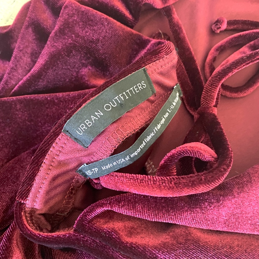 Velvet UO mini bodycon dress - Picture 6 of 6